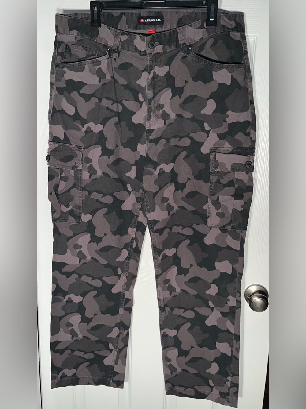 Men’s Airwalk Camouflage Pants Size 36 x 30